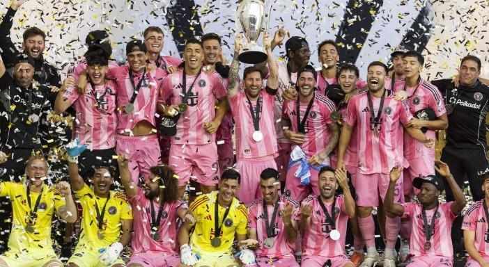  美媒：迈阿密全队将造访白宫并与特朗普会面，梅西也会到场 新闻