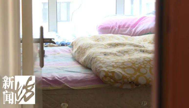  上海某社区发生一起特殊监护案件；84岁退休高级工程师母亲与53岁硕士女儿同患失智症；家庭面临严峻照护与财产管理困境，基层组织挺身而出提供保障。 健康养生