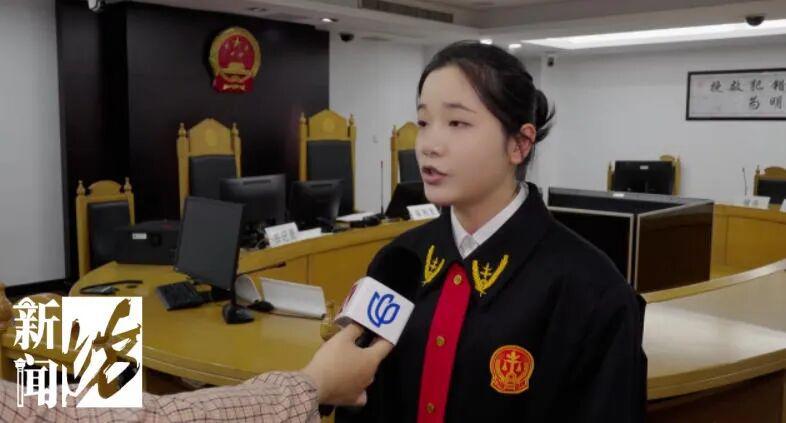  上海某社区发生一起特殊监护案件；84岁退休高级工程师母亲与53岁硕士女儿同患失智症；家庭面临严峻照护与财产管理困境，基层组织挺身而出提供保障。 健康养生