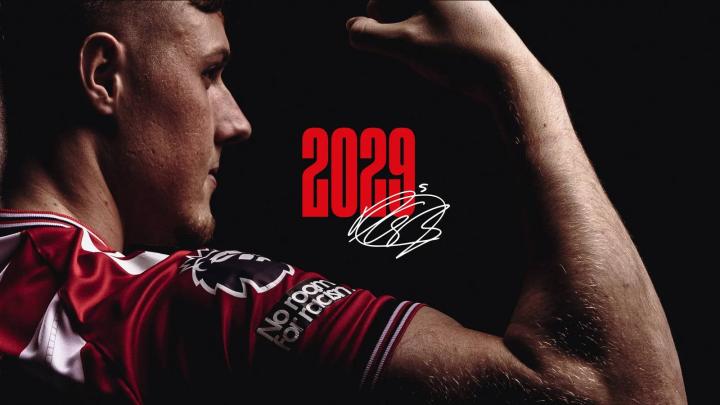  桑德兰后防铁闸续长约；巴拉德携手黑猫至2029，附加选项彰显雄心。 体育新闻 桑德兰后防铁闸续长约；巴拉德携手黑猫至2029，附加选项彰显雄心。 体育新闻 桑德兰后防铁闸续长约；巴拉德携手黑猫至2029，附加选项彰显雄心。 体育新闻