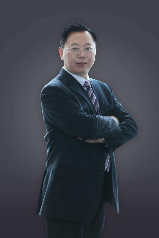  政府工作报告释放务实信号，经济增长目标区间设定引关注。 股票财经 政府工作报告释放务实信号，经济增长目标区间设定引关注。 股票财经 政府工作报告释放务实信号，经济增长目标区间设定引关注。 股票财经