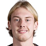  布兰特七年多特生涯面临终章；维拉抛出橄榄枝，德甲中场新去向引关注。 体育新闻