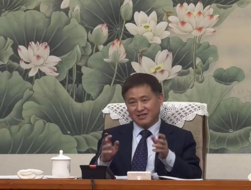  浙江驻地热烈讨论，潘功胜倾听民企声音；政策红利直达实体，汇率避险再获鼓励；应收账款规范推进，黄金领域风险整治加力。 股票财经 浙江驻地热烈讨论，潘功胜倾听民企声音；政策红利直达实体，汇率避险再获鼓励；应收账款规范推进，黄金领域风险整治加力。 股票财经 浙江驻地热烈讨论，潘功胜倾听民企声音；政策红利直达实体，汇率避险再获鼓励；应收账款规范推进，黄金领域风险整治加力。 股票财经