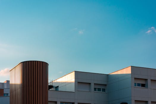  云南蓝莓丰产上市；价格显著走低，消费者热情高涨；高门槛护航产业，避免阳光玫瑰式困境。 健康养生