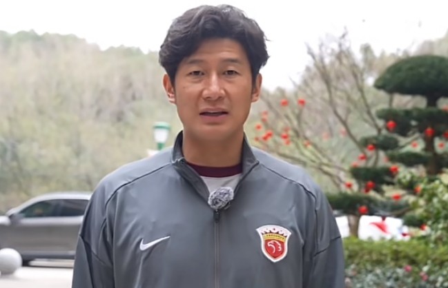  上海海港B队新赛季备战有序推进；于海助教表达高度认可。 体育新闻