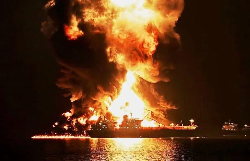  霍尔木兹海峡局势紧张，中国能源韧性显著显现；电动汽车与可再生能源，成为关键缓冲。 汽车科技