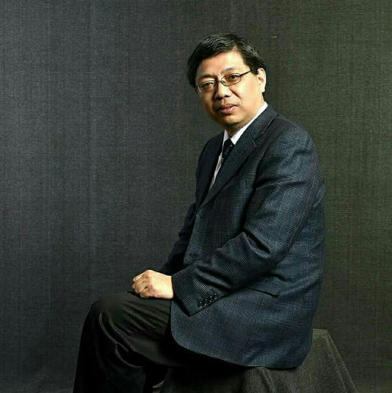 金融圈震荡的警示录：从巴曙松事件看个人职业风险管理