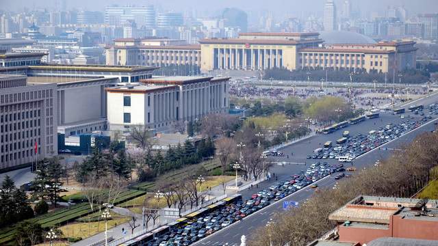  从续航焦虑到全程无忧：山东2600公里电动重卡补能廊道的技术破局 汽车科技