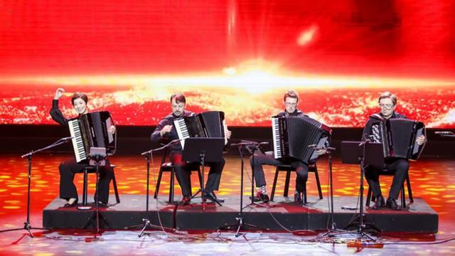  【技术解析】手风琴艺术的跨界融合密码：第八届国际手风琴文化艺术周深度观察 文化旅游