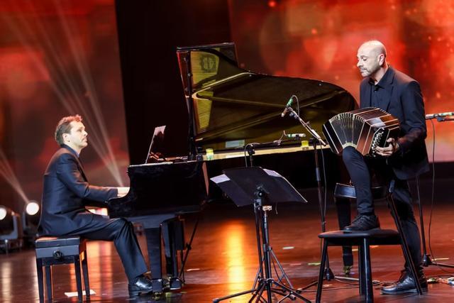  【技术解析】手风琴艺术的跨界融合密码：第八届国际手风琴文化艺术周深度观察 文化旅游