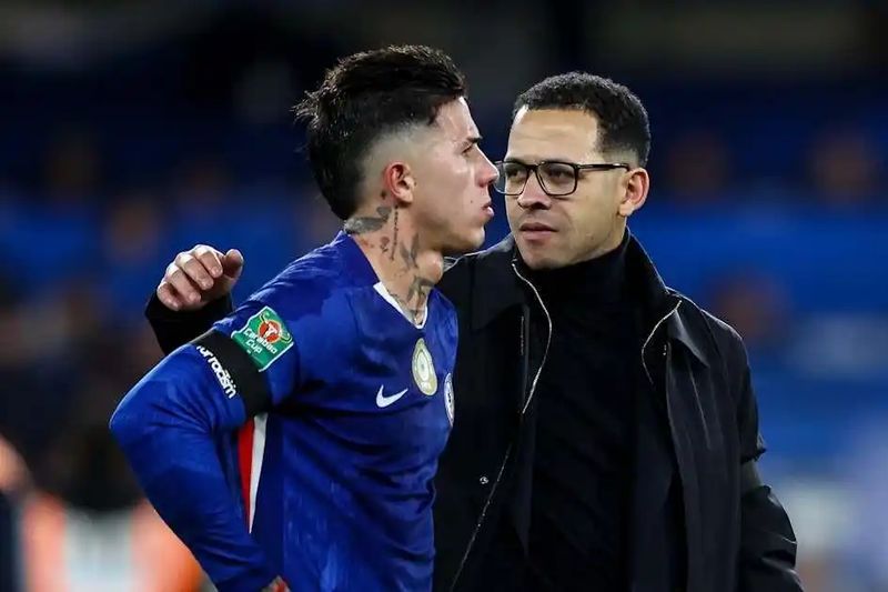  【深度复盘】恩佐禁赛困局：切尔西中场真空与战术重构的必然代价 体育新闻