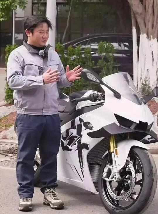  资本与极客的双向奔赴：浙创投9000万押注张雪机车的底层逻辑 新闻 资本与极客的双向奔赴：浙创投9000万押注张雪机车的底层逻辑 新闻